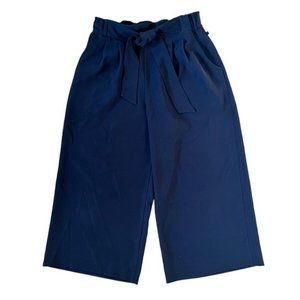 Lululemon Black Noir Crop Pants Size 8